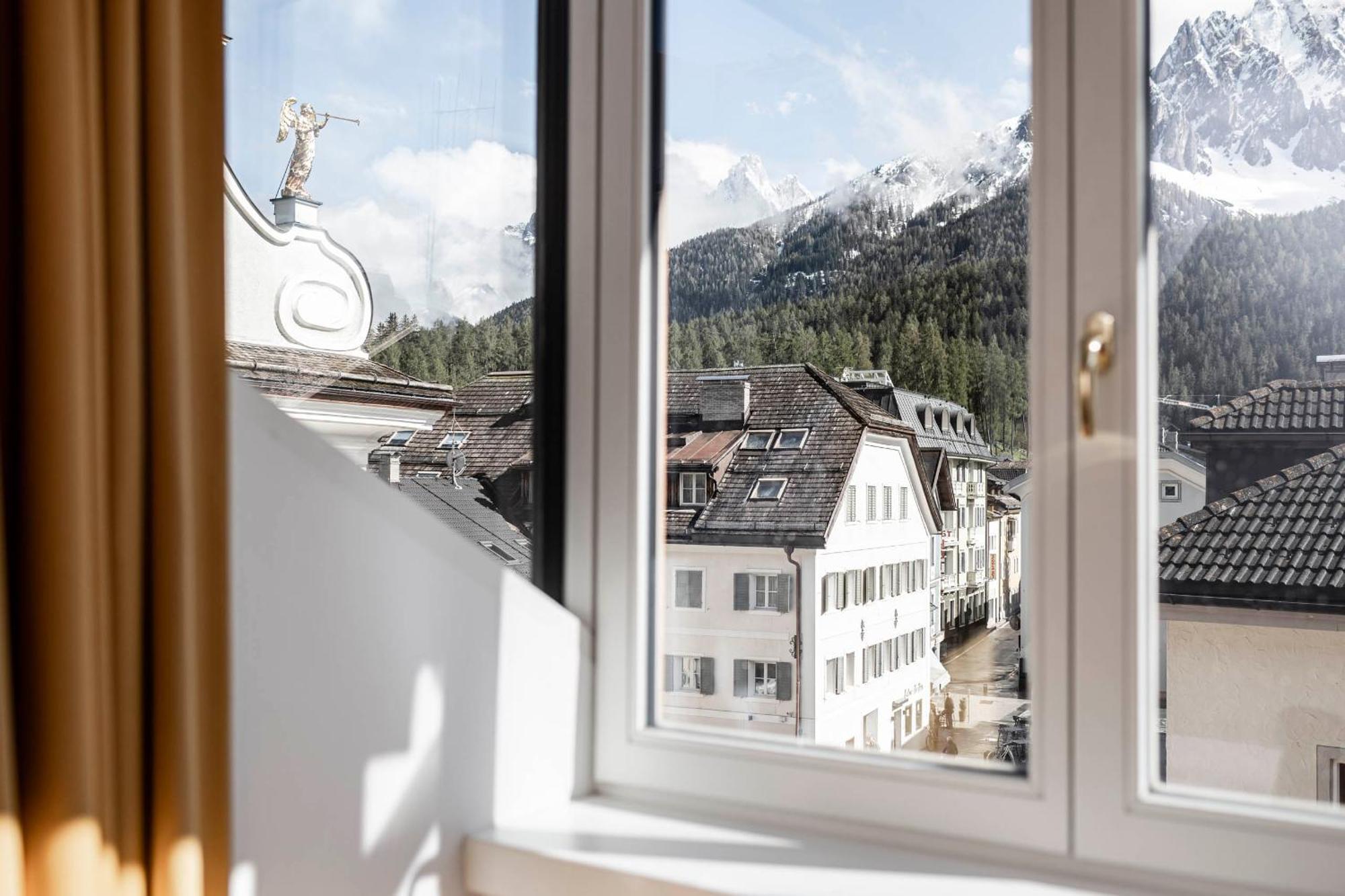 Boutique & Gourmet Hotel Orso Grigio Innichen Exterior foto