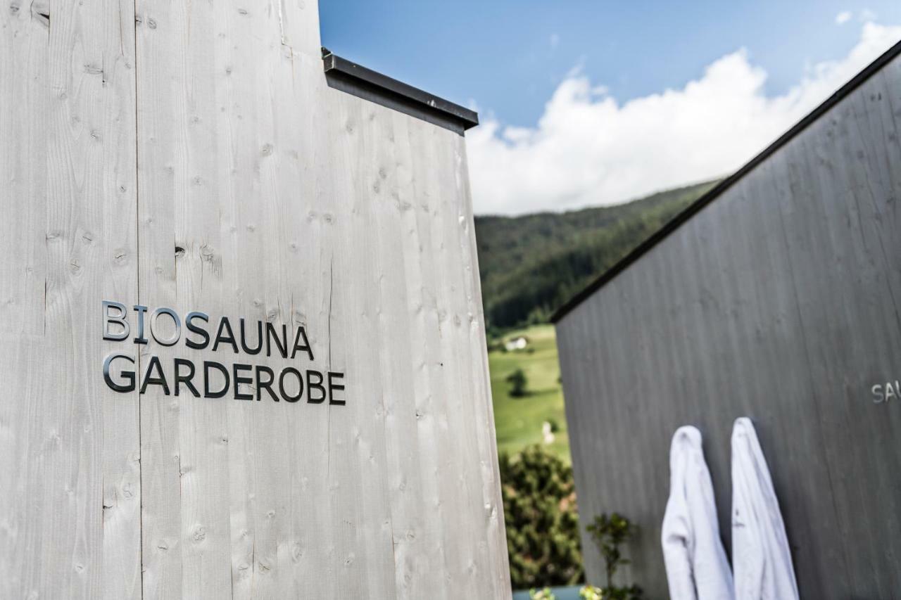 Boutique & Gourmet Hotel Orso Grigio Innichen Exterior foto