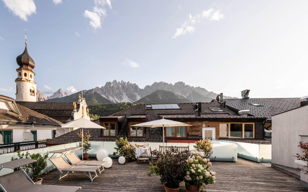 Boutique & Gourmet Hotel Orso Grigio Innichen Exterior foto